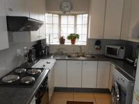 Kitchen - 8 square meters of property in Norkem park