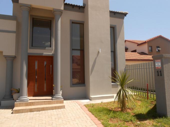 3 Bedroom House for Sale For Sale in Klerksdorp - Home Sell - MR124749