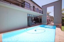 Patio - 54 square meters of property in Woodhill Golf Estate