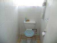 Bathroom 2 - 11 square meters of property in Camperdown