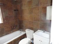 Main Bathroom - 11 square meters of property in Dinwiddie