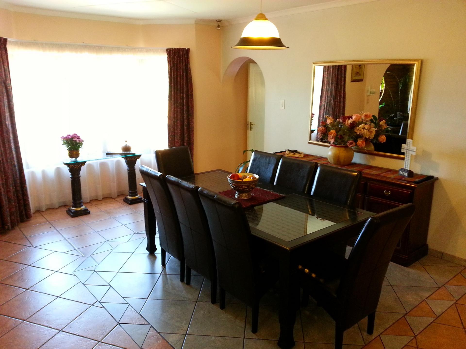 Dining Room of property in Terenure