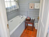 Bathroom 2 of property in Underberg