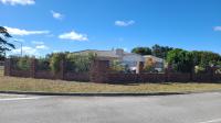 Front View of property in Lorraine