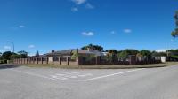 Front View of property in Lorraine
