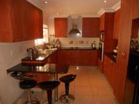 Kitchen - 26 square meters of property in Queensburgh