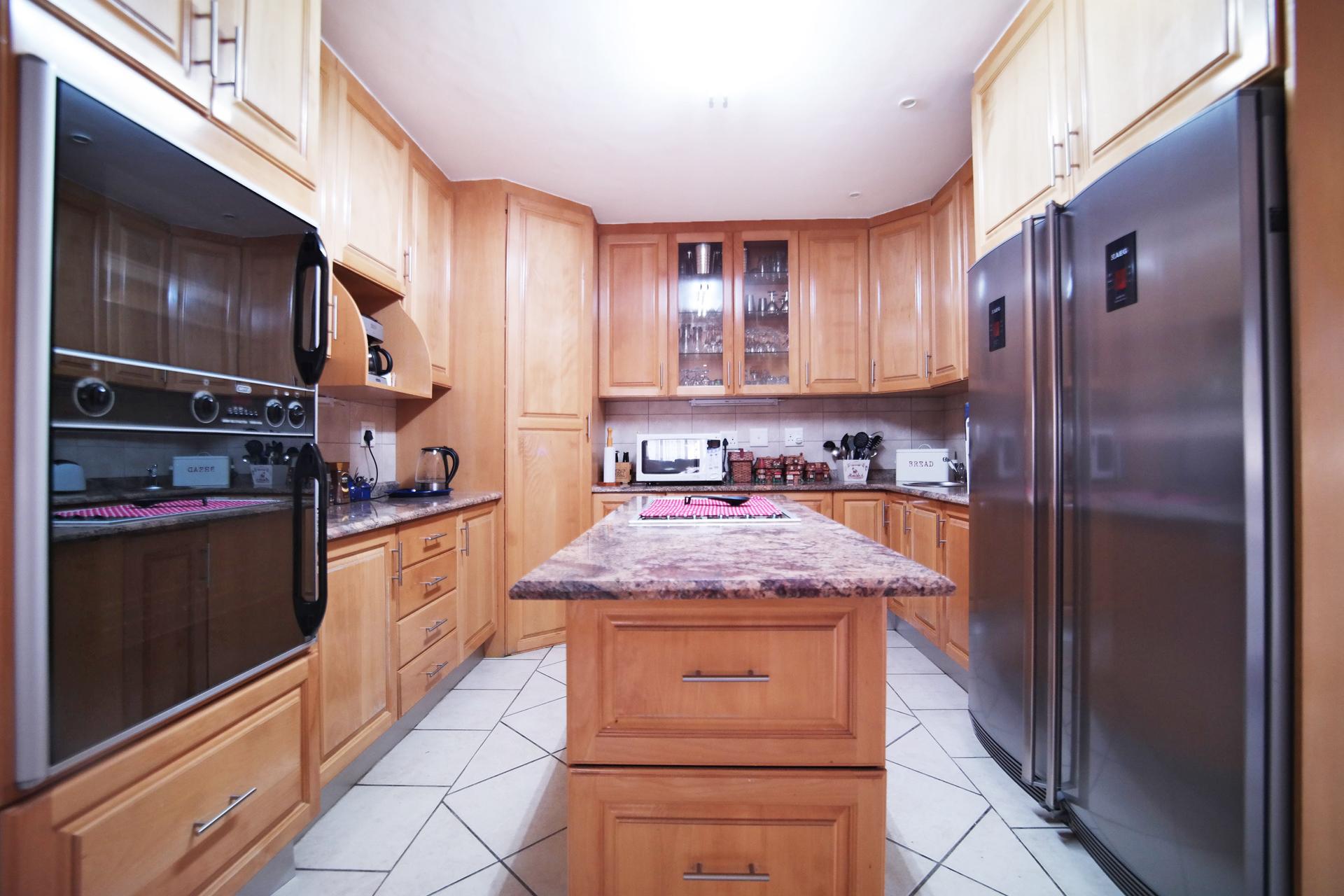 Kitchen - 25 square meters of property in Silver Stream Estate