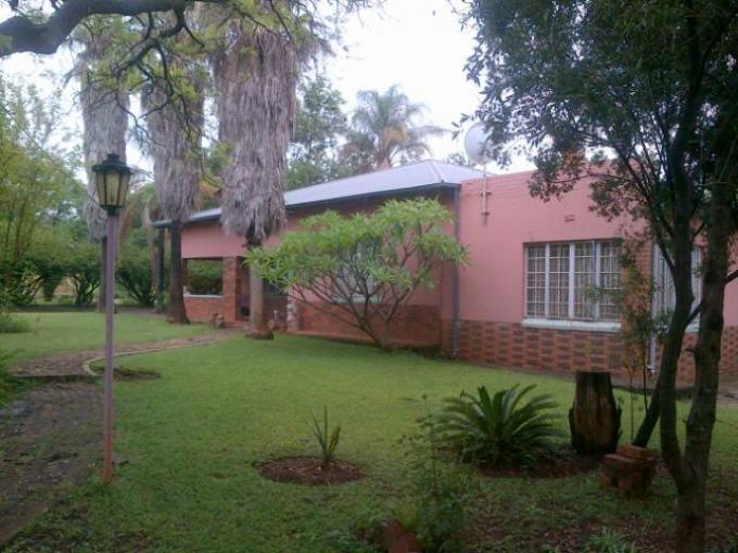 5 Bedroom House for Sale For Sale in Zeerust - Private Sale - MR125162