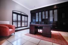 Study - 21 square meters of property in Silver Lakes Golf Estate