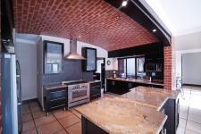 Kitchen - 39 square meters of property in Silver Lakes Golf Estate