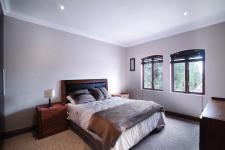 Bed Room 2 - 26 square meters of property in Silver Lakes Golf Estate