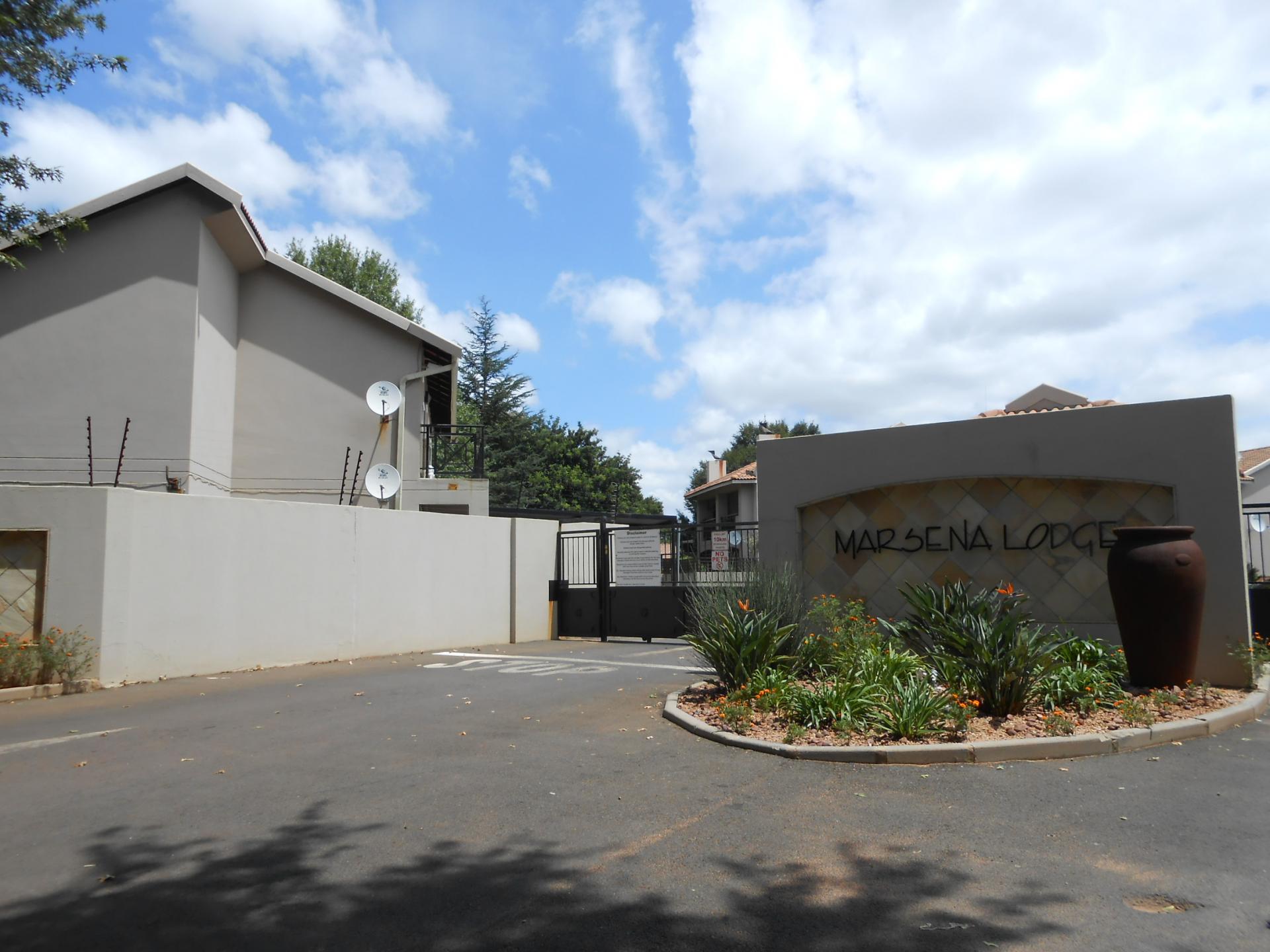 Front View of property in Brakpan