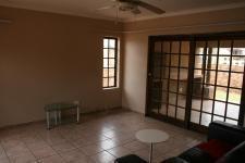 Lounges - 26 square meters of property in Akasia