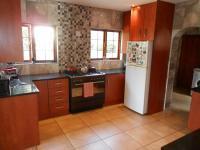 Kitchen - 22 square meters of property in Greenstone Hill