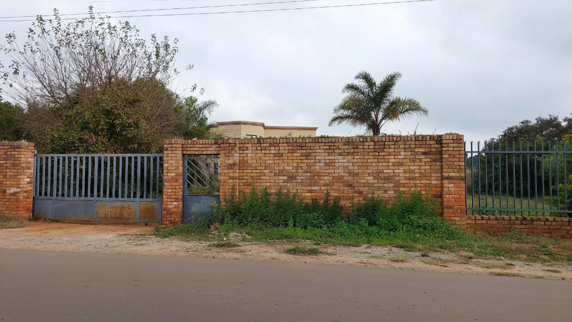 Front View of property in Glen Austin AH (Midrand)