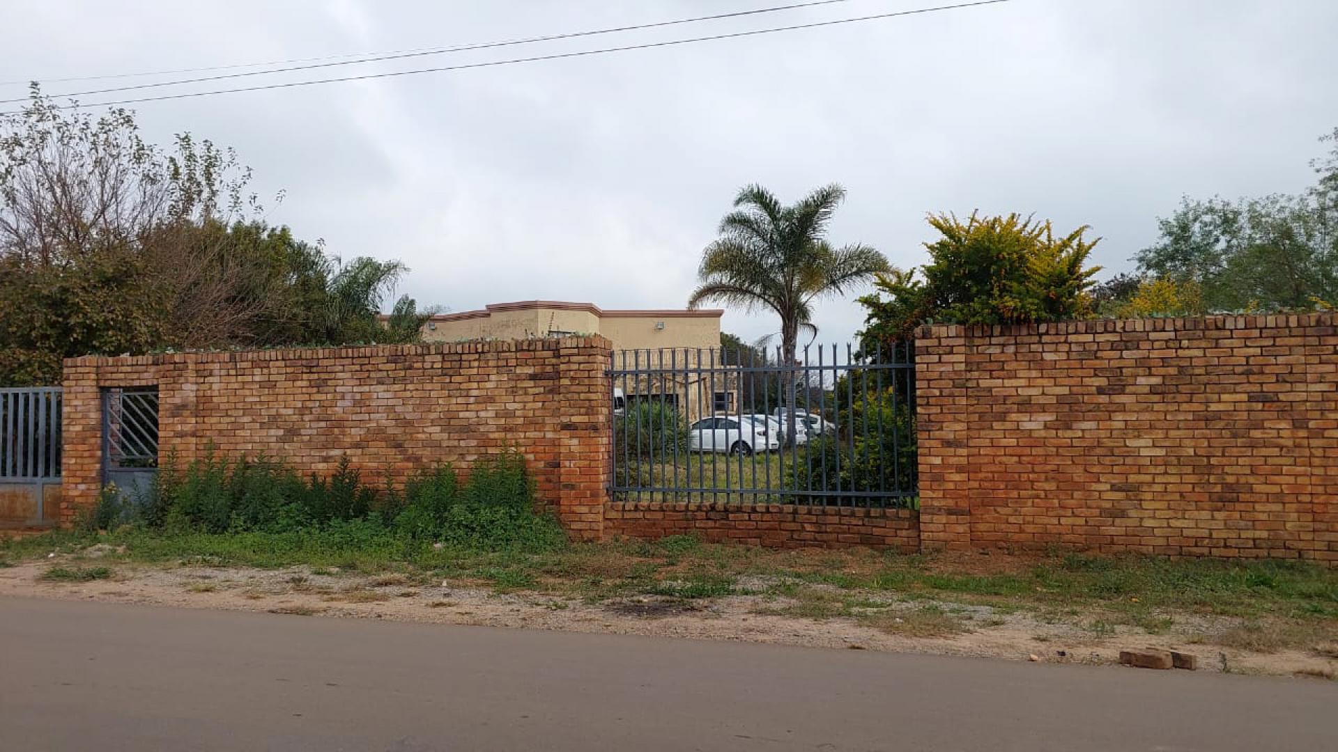 Front View of property in Glen Austin AH (Midrand)