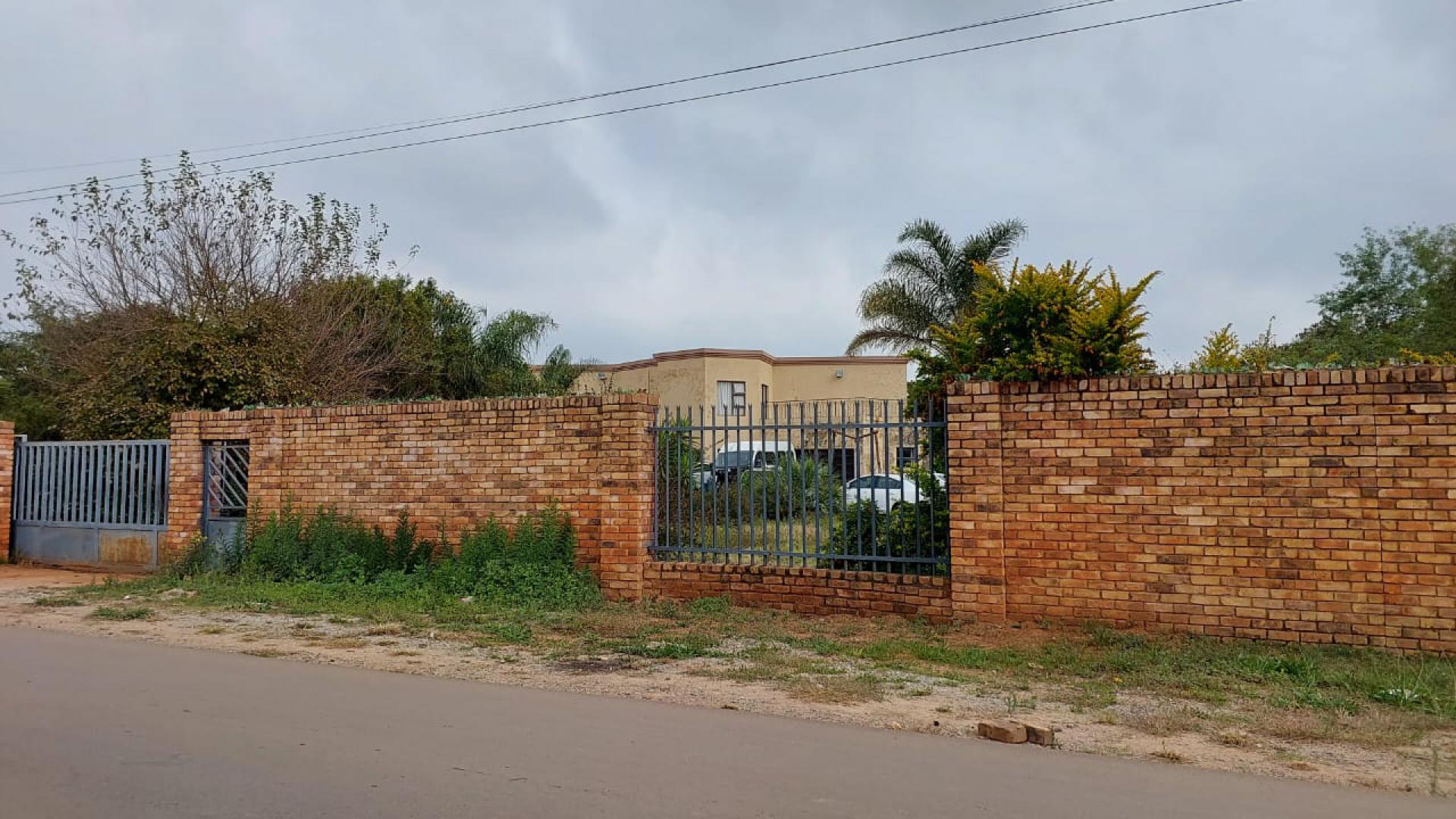 Front View of property in Glen Austin AH (Midrand)