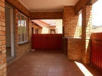 Patio - 14 square meters of property in Safarituine