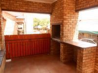 Patio - 14 square meters of property in Safarituine