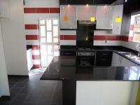 Kitchen - 11 square meters of property in Richards Bay