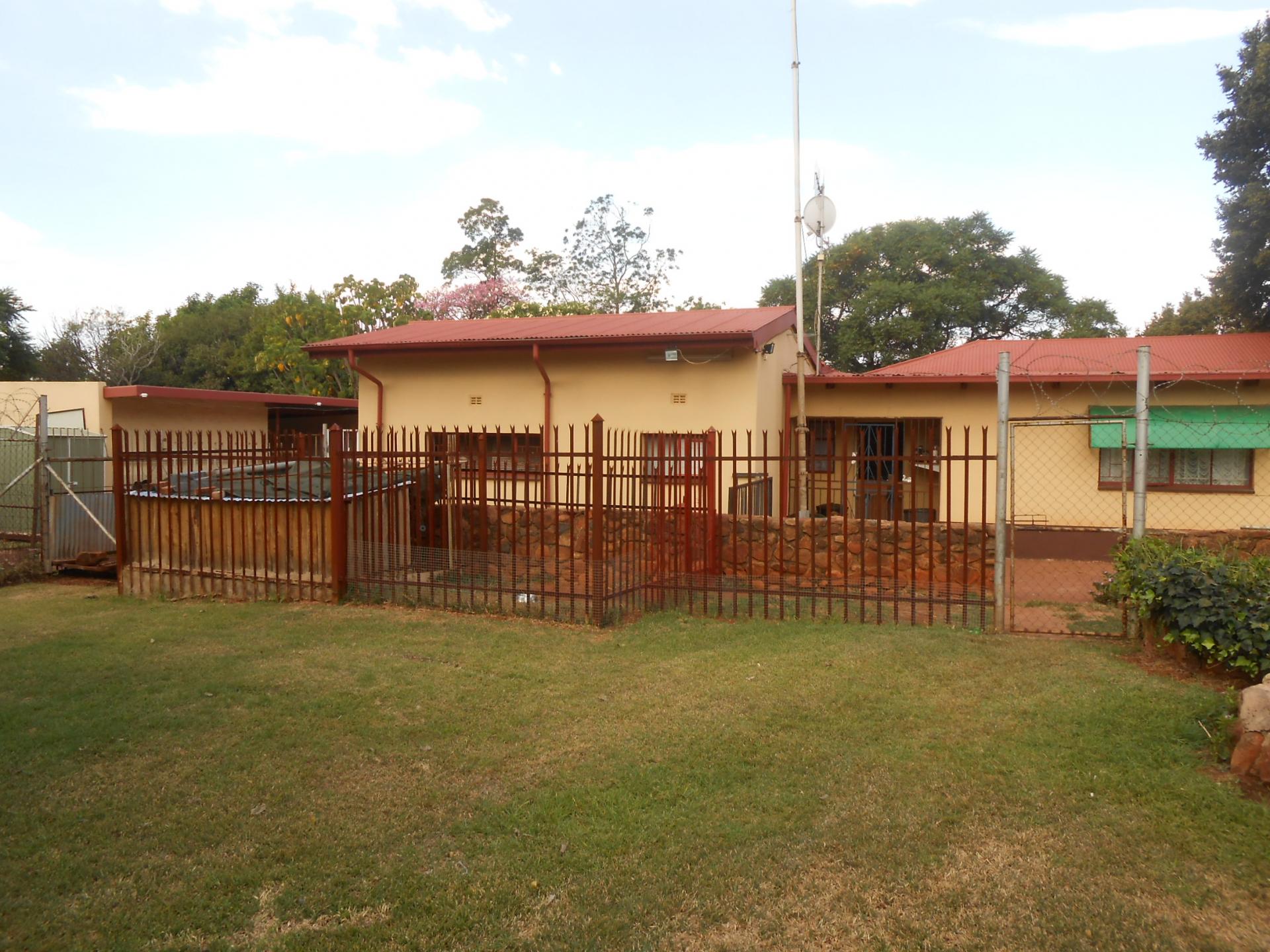 Backyard of property in Akasia