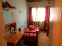 Bed Room 2 - 22 square meters of property in Akasia