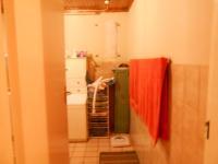 Main Bathroom - 11 square meters of property in Akasia