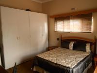 Bed Room 3 - 22 square meters of property in Akasia