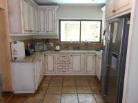 Kitchen - 40 square meters of property in Selcourt