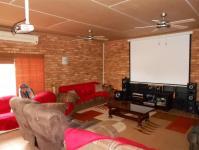 Entertainment - 78 square meters of property in Safarituine