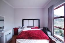 Bed Room 3 - 12 square meters of property in Woodhill Golf Estate