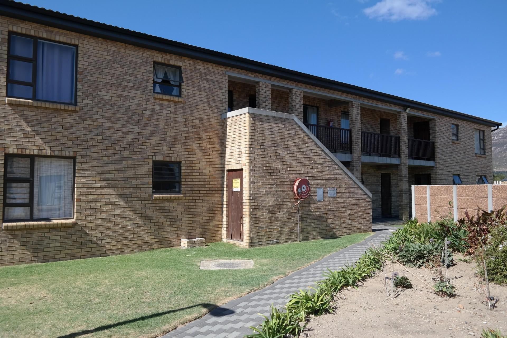 Front View of property in Gordons Bay