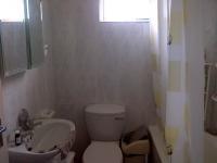 Main Bathroom - 4 square meters of property in Jeffrey's Bay