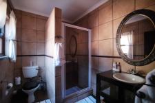 Bathroom 1 - 8 square meters of property in Woodhill Golf Estate