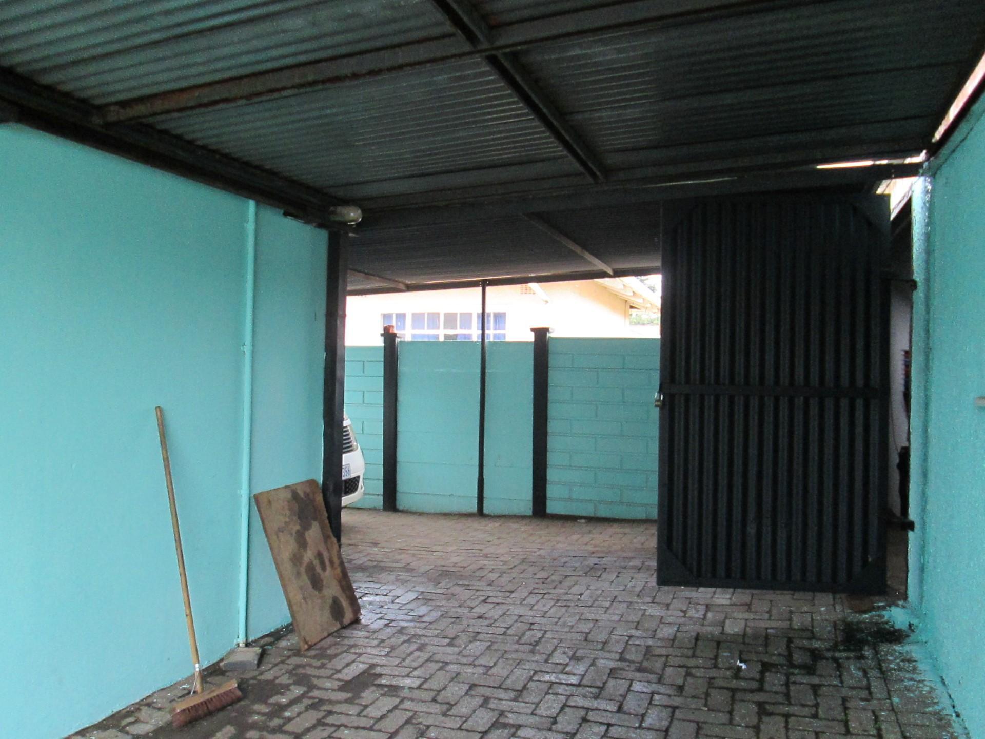 Spaces - 9 square meters of property in Vanderbijlpark