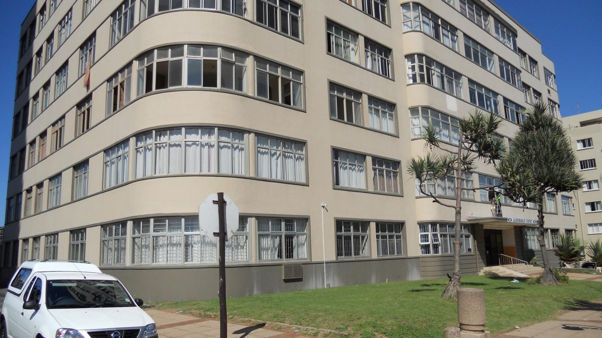 Front View of property in Durban Central