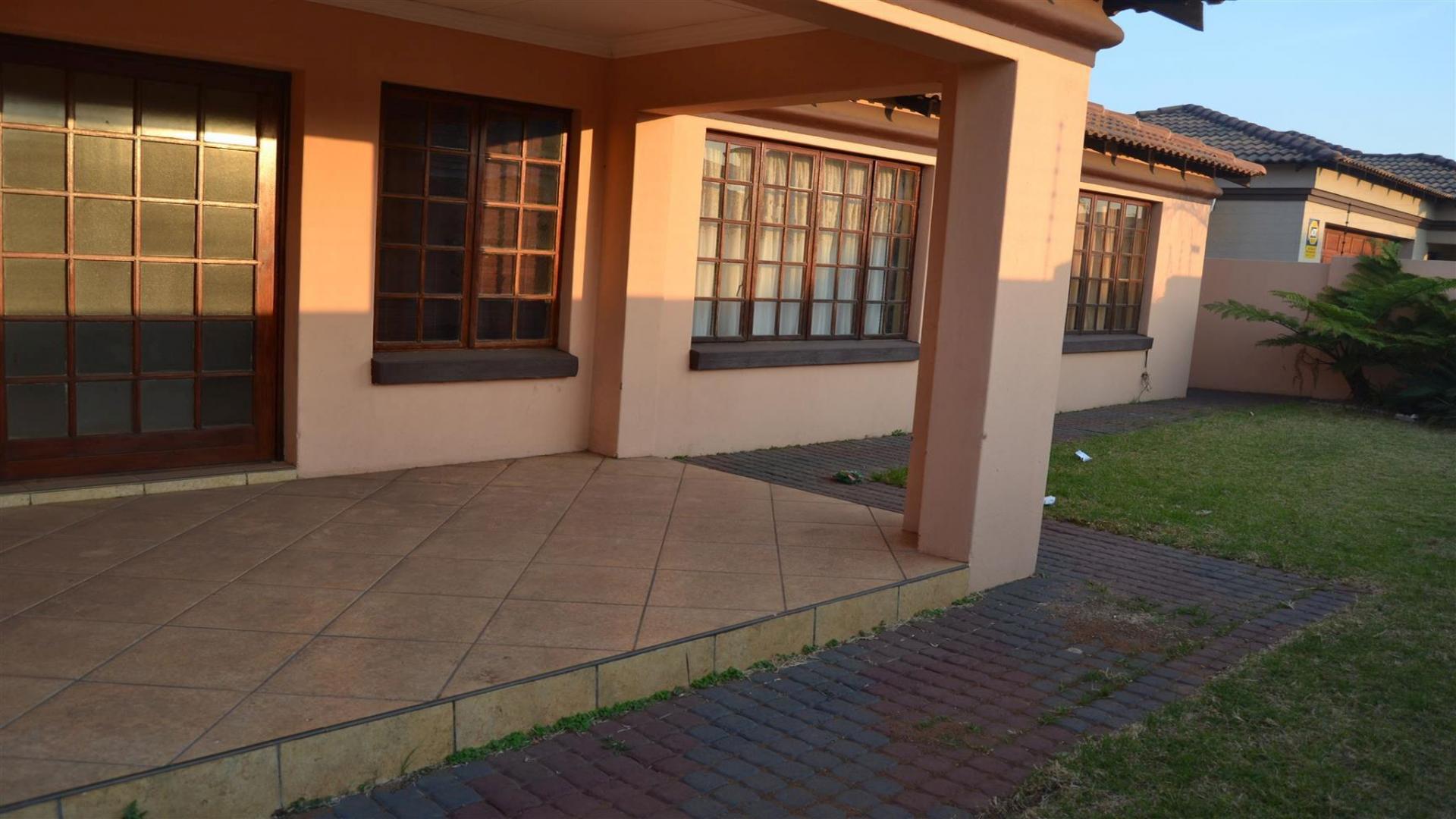 3 Bedroom House for Sale For Sale in Middelburg MP Priva