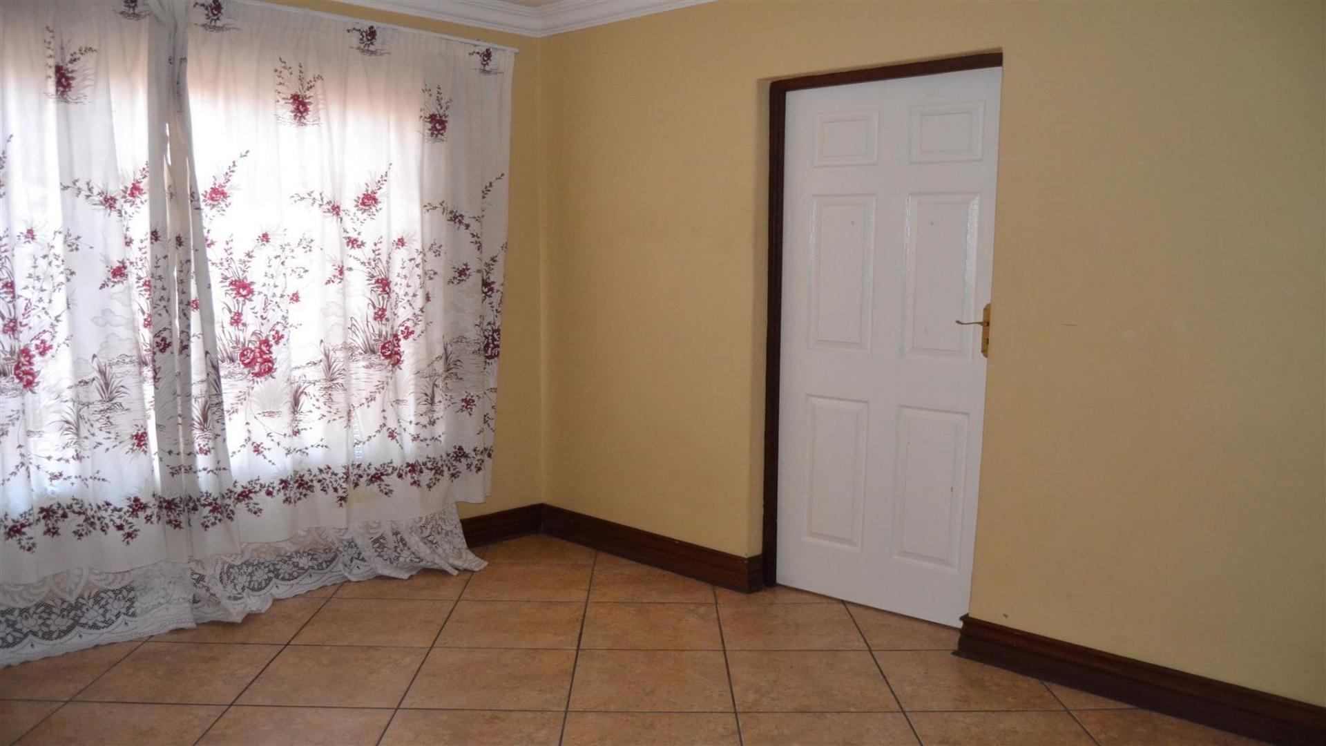 3 Bedroom House for Sale For Sale in Middelburg MP Priva