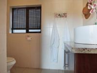 Bathroom 1 - 7 square meters of property in Boardwalk Manor Estate