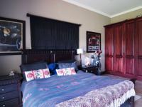 Bed Room 2 - 32 square meters of property in Silver Lakes Golf Estate