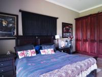 Bed Room 2 - 32 square meters of property in Silver Lakes Golf Estate