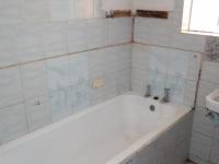 Bathroom 1 - 8 square meters of property in Piketberg