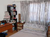 Main Bedroom - 30 square meters of property in Cravenby