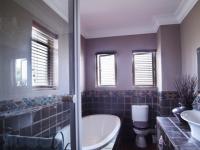 Bathroom 2 of property in Boardwalk Meander Estate