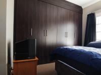 Bed Room 2 - 9 square meters of property in Heron Hill Estate