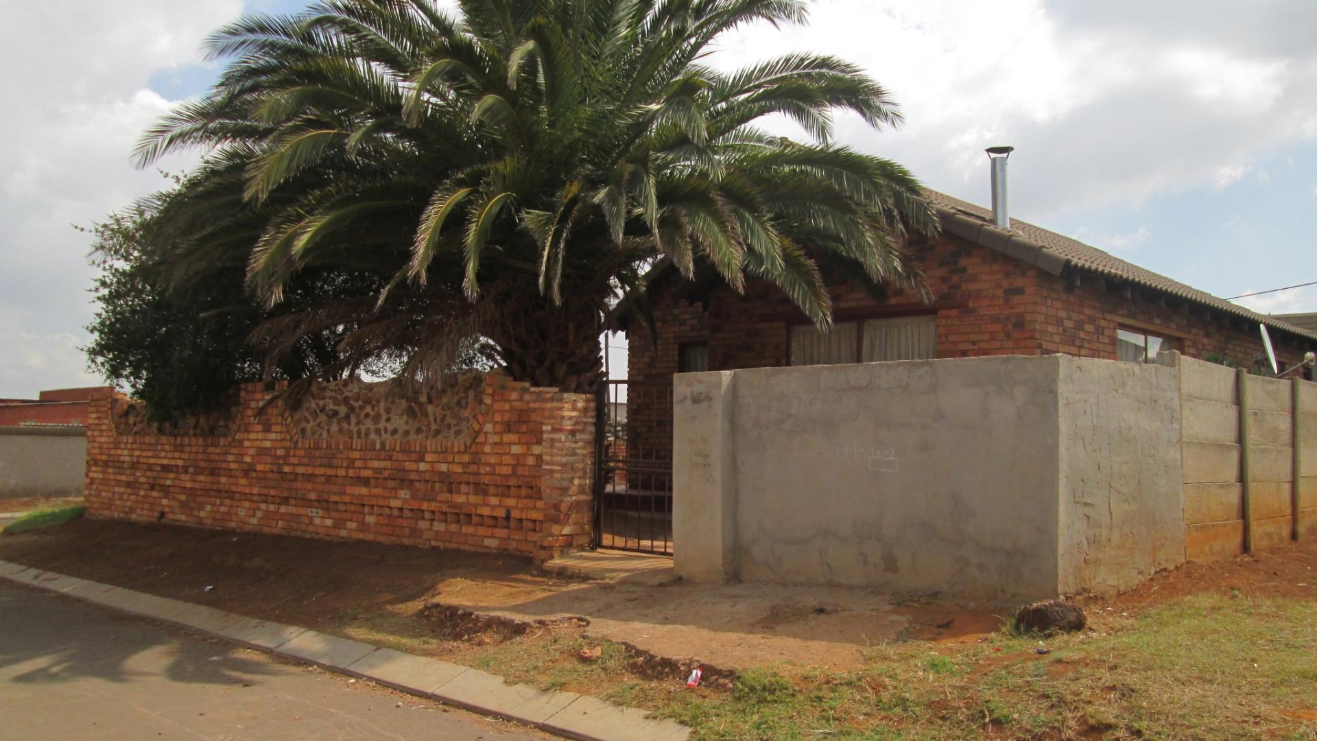 Front View of property in Tsakane