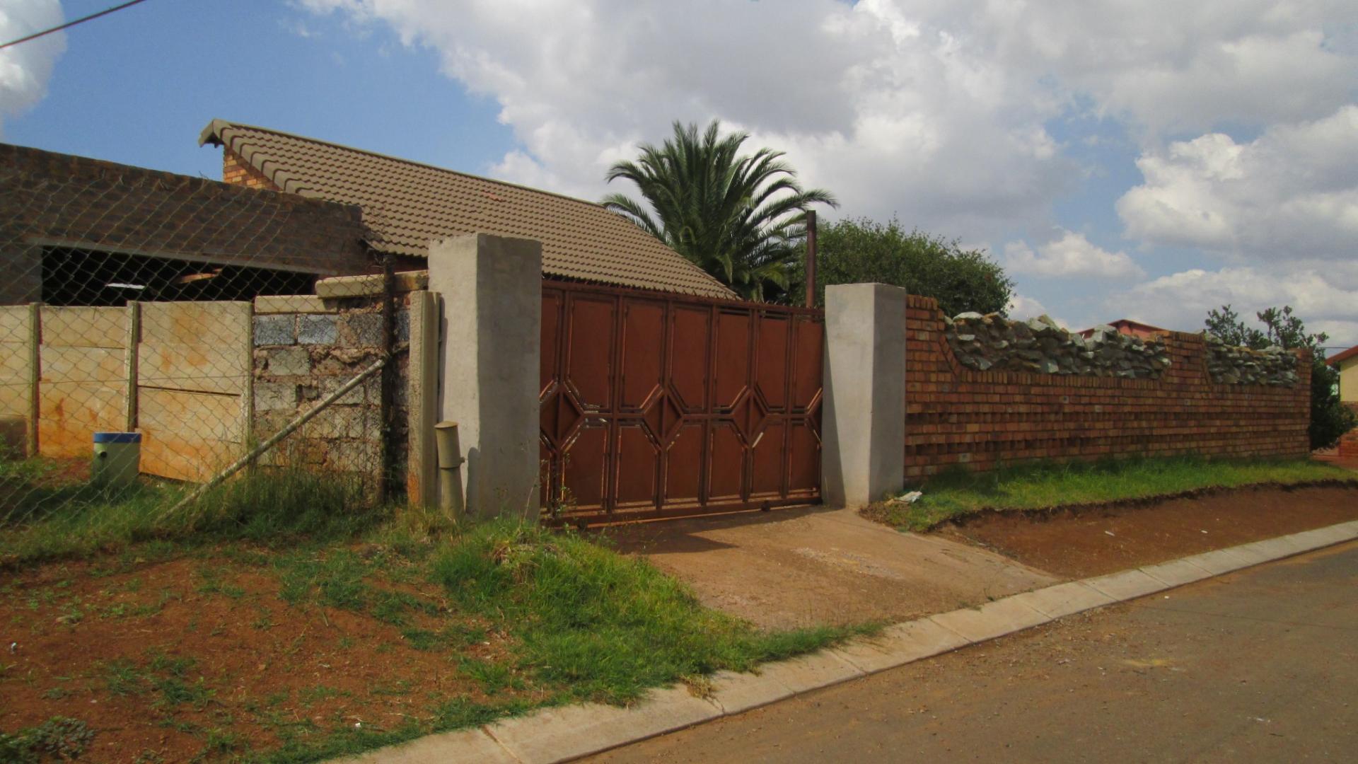 Front View of property in Tsakane