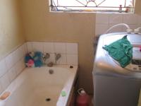 Main Bathroom - 5 square meters of property in Tsakane