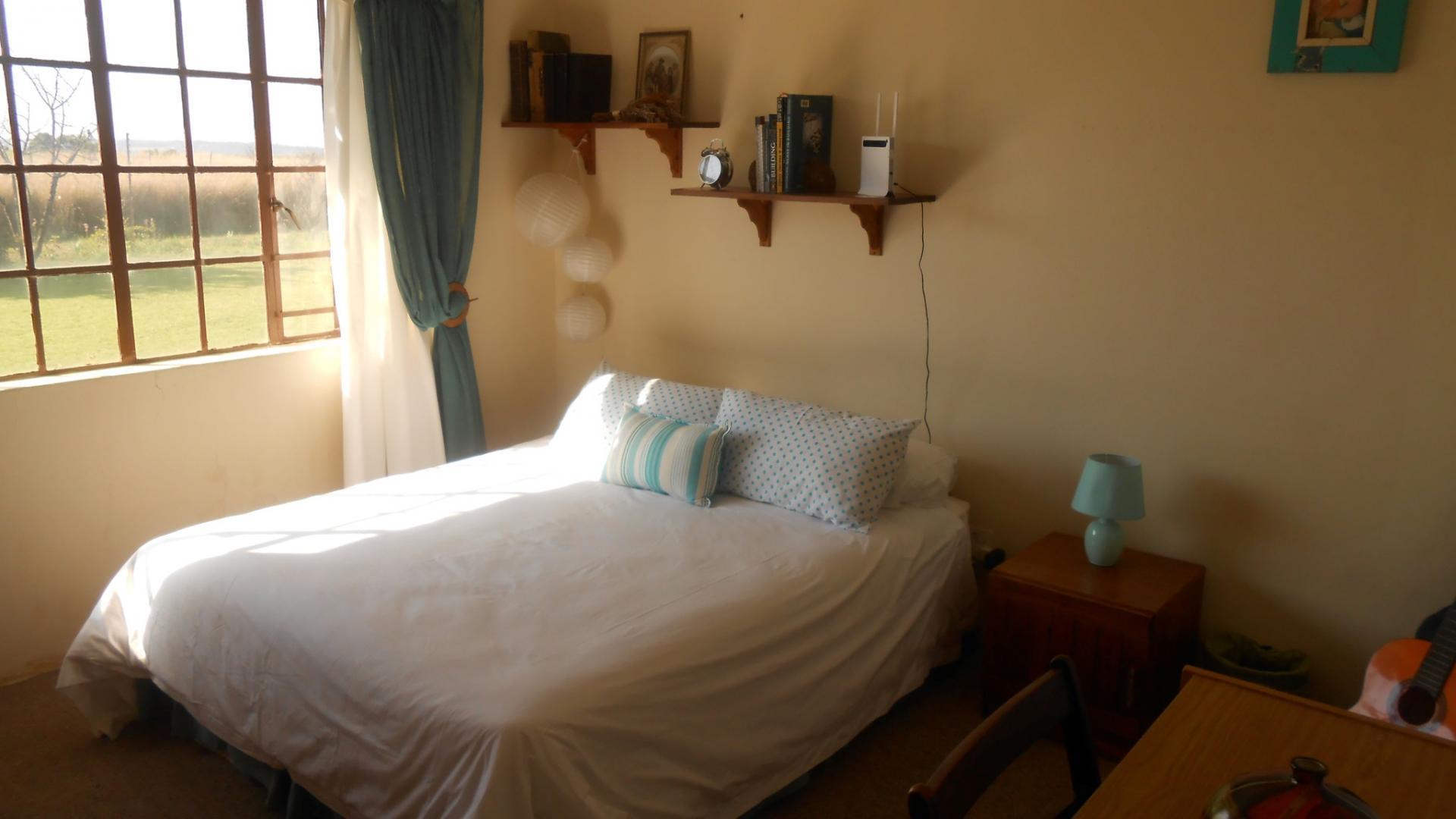 Bed Room 1 - 16 square meters of property in Rietfontein JR