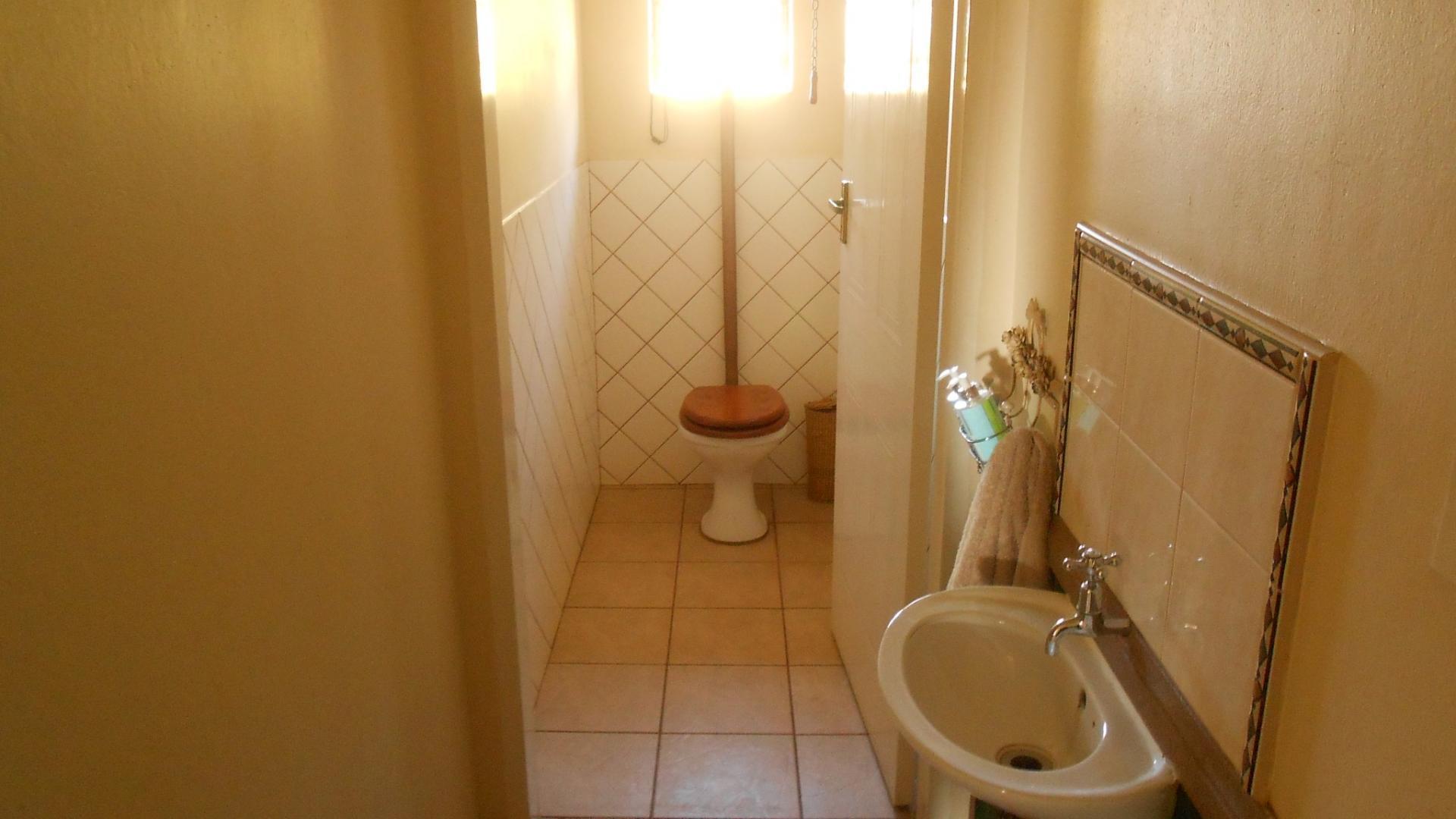 Bathroom 2 - 3 square meters of property in Rietfontein JR